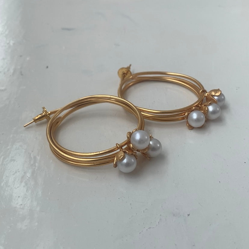Pearl Wire Hoops