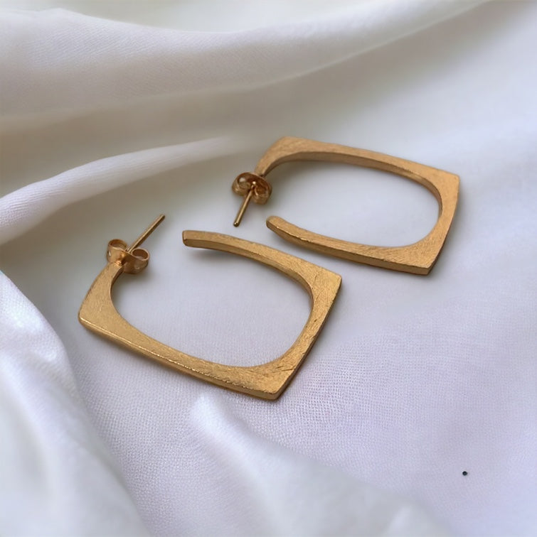 Rectangular Hoops