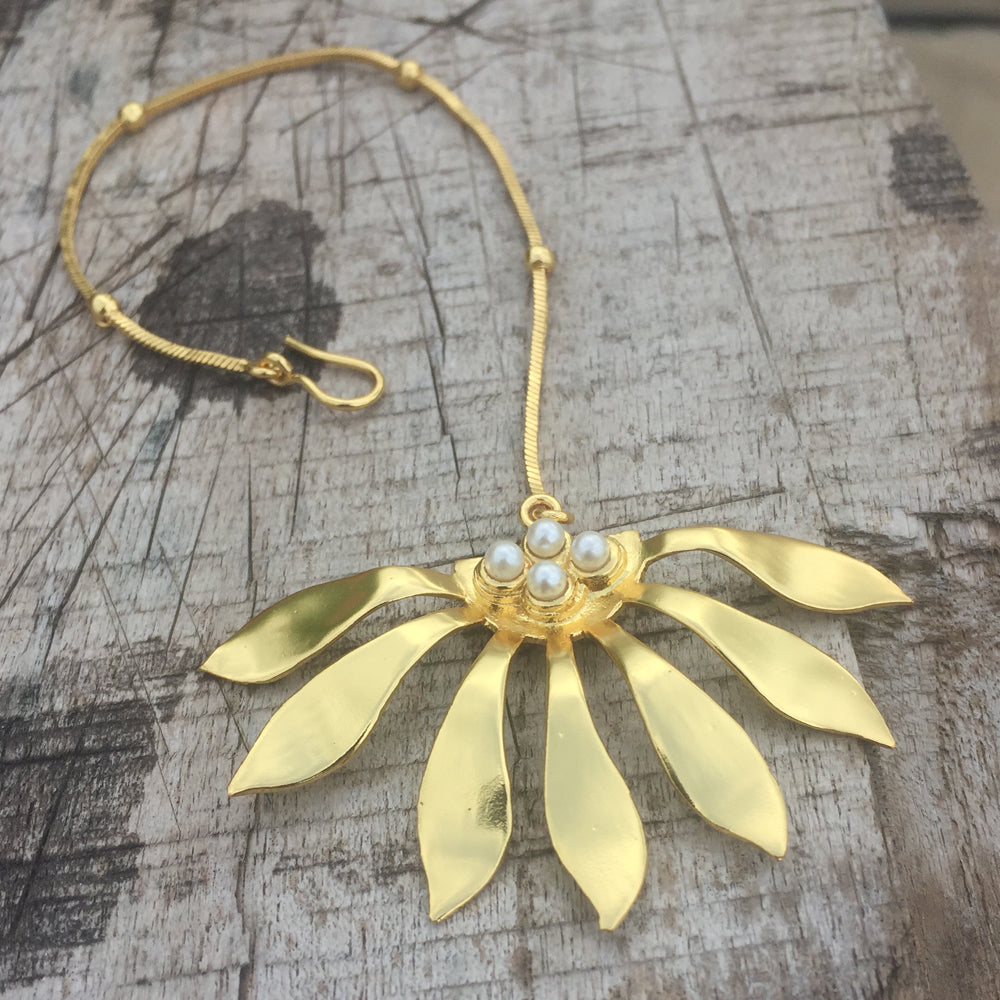 Abstract Flower Maangtika