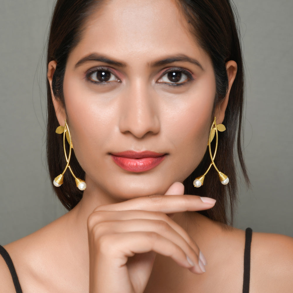 Leafy Pearl Earrings