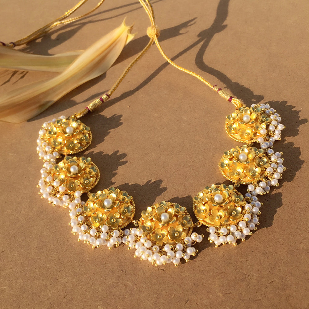 Pearl Cluster Choker
