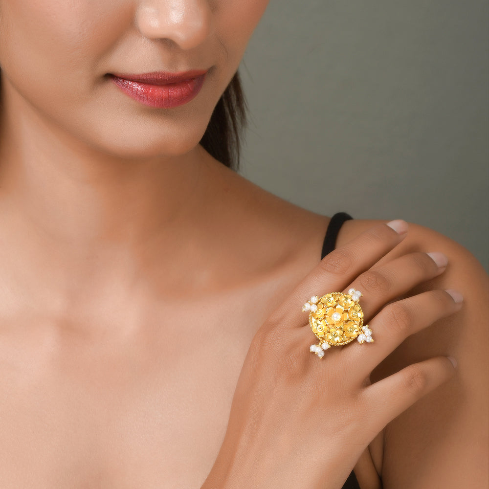 Pearl Cluster Ring