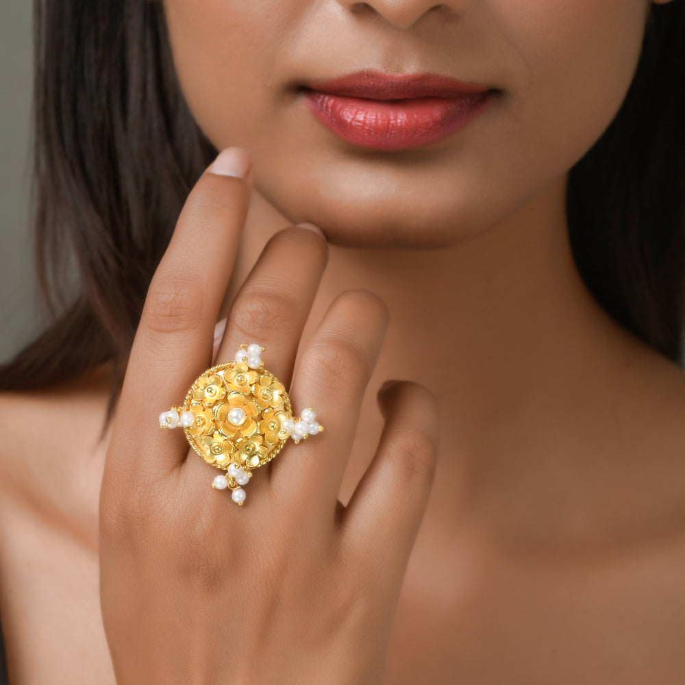 Pearl Cluster Ring