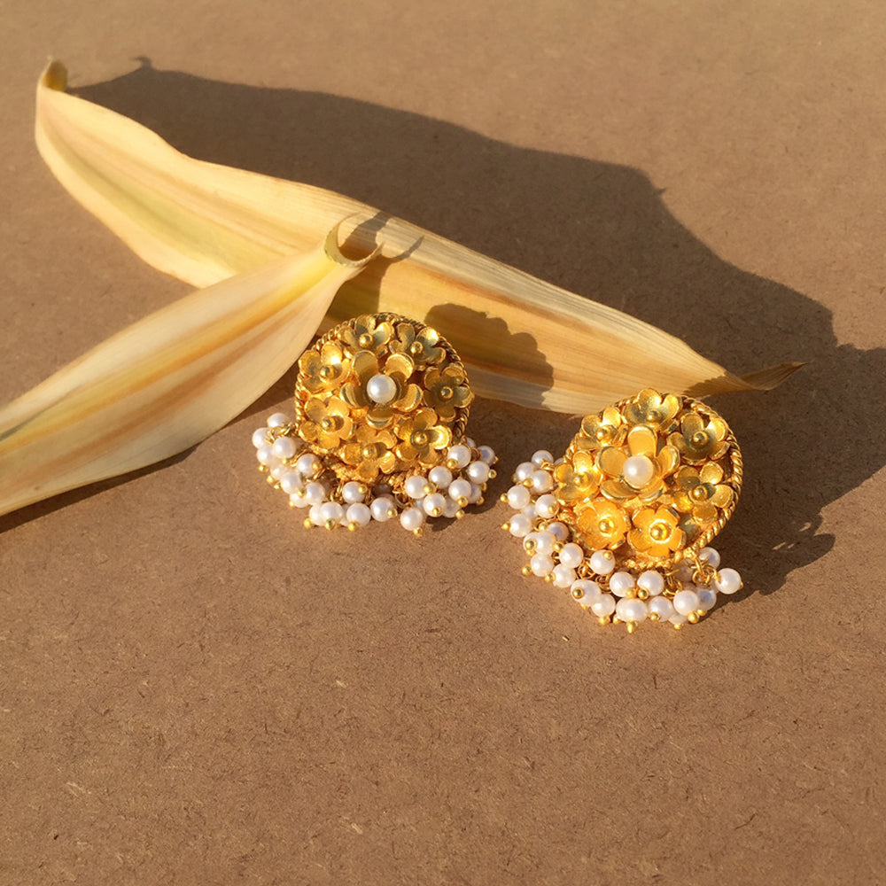Pearl Cluster Studs