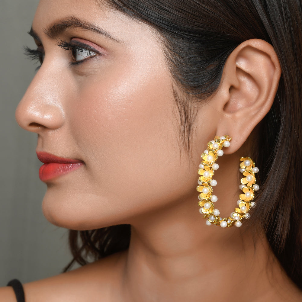 Statement Pearl Hoops