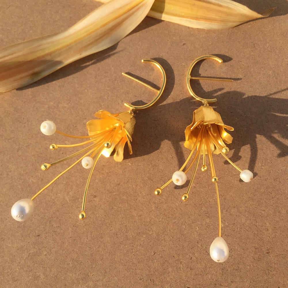 Tulip Earrings