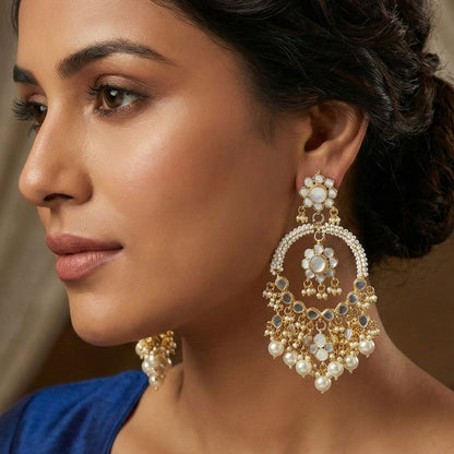 Maharani Pearl Chandbaali