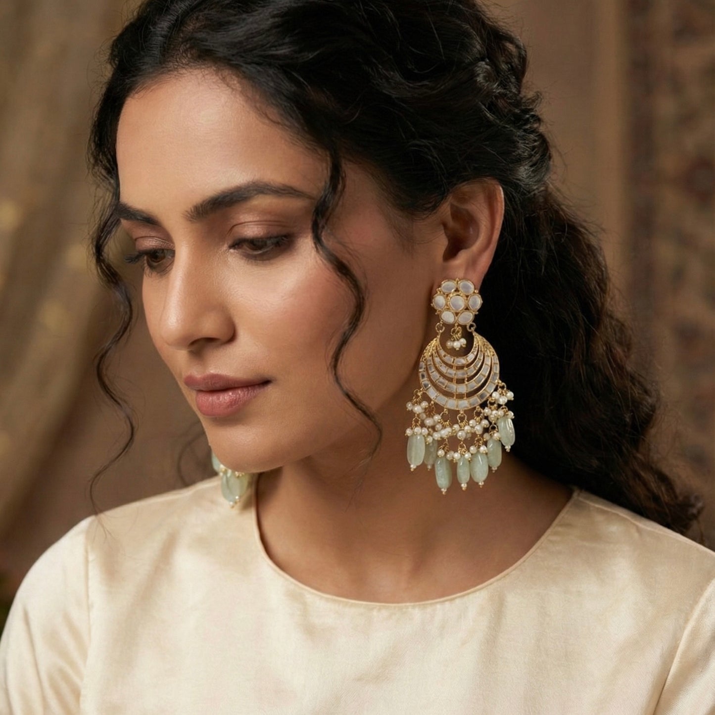 Begum Mehr Chandbaalis