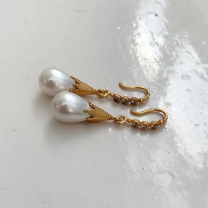 Zirconia Pearl Drop Earrings