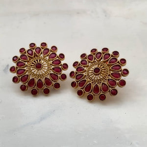 Raani Maharaani Stud Earrings