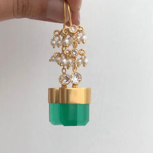 Load image into Gallery viewer, Green Chandelier Earrings