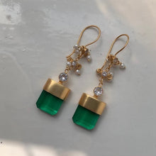 Load image into Gallery viewer, Green Chandelier Earrings