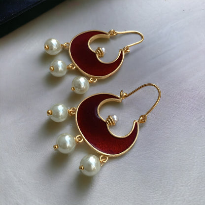 Enamel & Pearl Baalis
