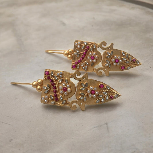 Gulnaar Earrings
