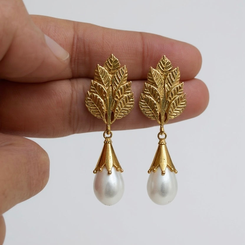 Aurora Leaves Earrings