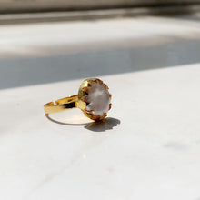 Load image into Gallery viewer, Baroque Pearl Ring