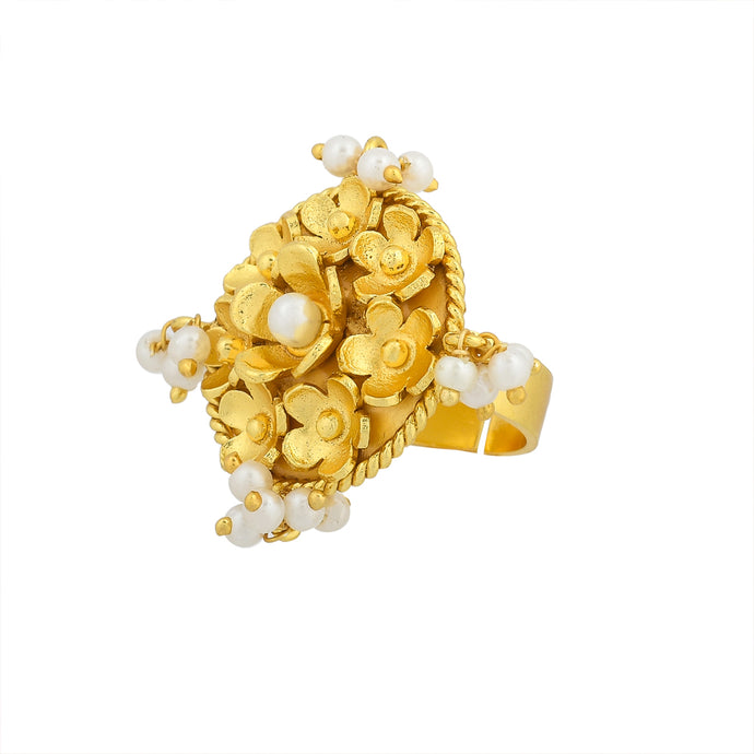 Pearl Cluster Ring