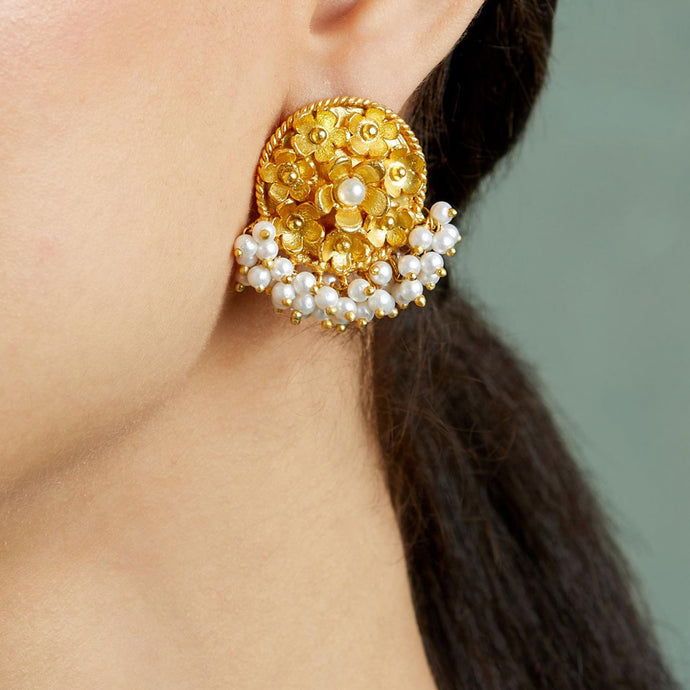 Pearl Cluster Studs